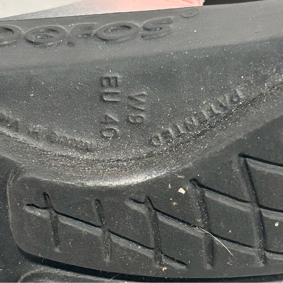 Oofos Women's Oolala Luxe Recovery Toe Post Sandal in Rose Sparkle Comfort, Sz 9 - Picture 10 of 10